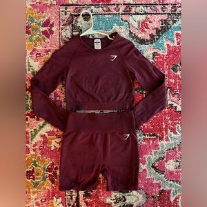 Gym shark shorts and long sleeve top set